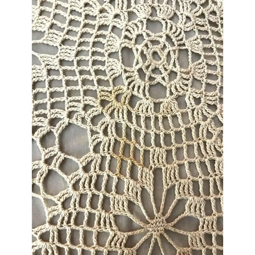 VNT Handmade Crochet Lace Doily 18